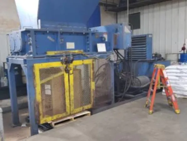 American Pulverizer Co Slow Speed Hi Torque Shredder - TRS