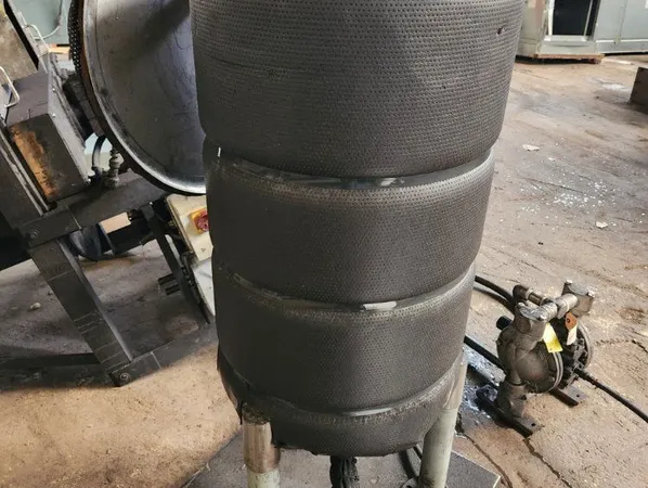 30 GALLONS 30 GALLON S/S RECEIVER/MIX TANK