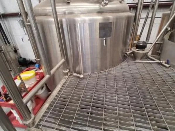 ONEILLS 10-19 BBL O'NEILLS 10-19 BBL S/S BREWING TANK