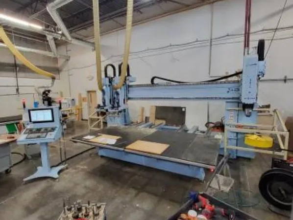 DIVERSIFIED MACHINE SYSTEMS 3 HEAD, 5 AXIS CNC ROUTER - 5TT6-6-36X/X