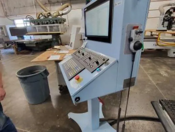 DIVERSIFIED MACHINE SYSTEMS 3 HEAD, 5 AXIS CNC ROUTER - 5TT6-6-36X/X