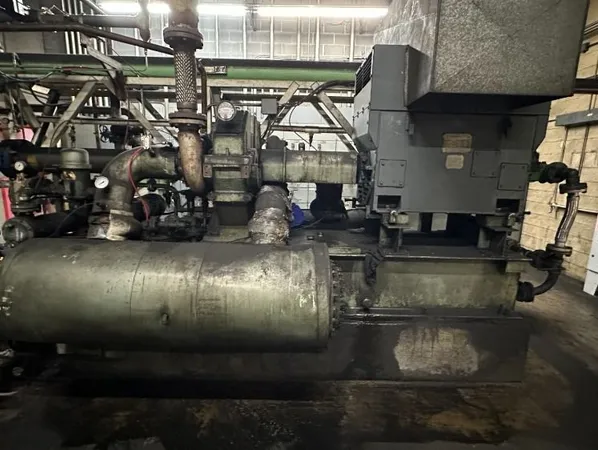 700 HP Joy Centrifugal Turbo- Air Air Compressor, Model TA-30
