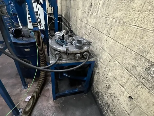 Aveka CCE Tech Air Classifier, Model 250
